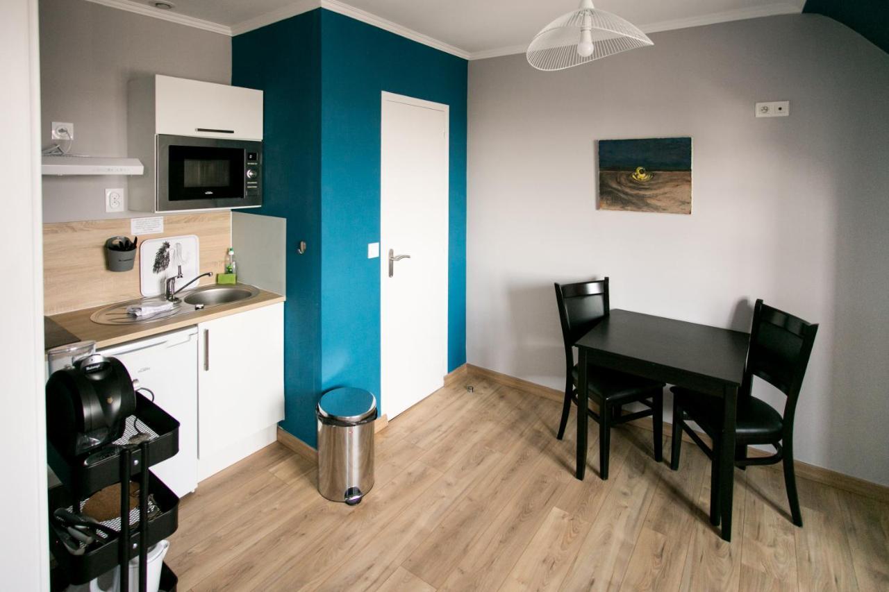 Le Cotentin Appart'Hotels & Restaurant Le Cot' Portbail Buitenkant foto